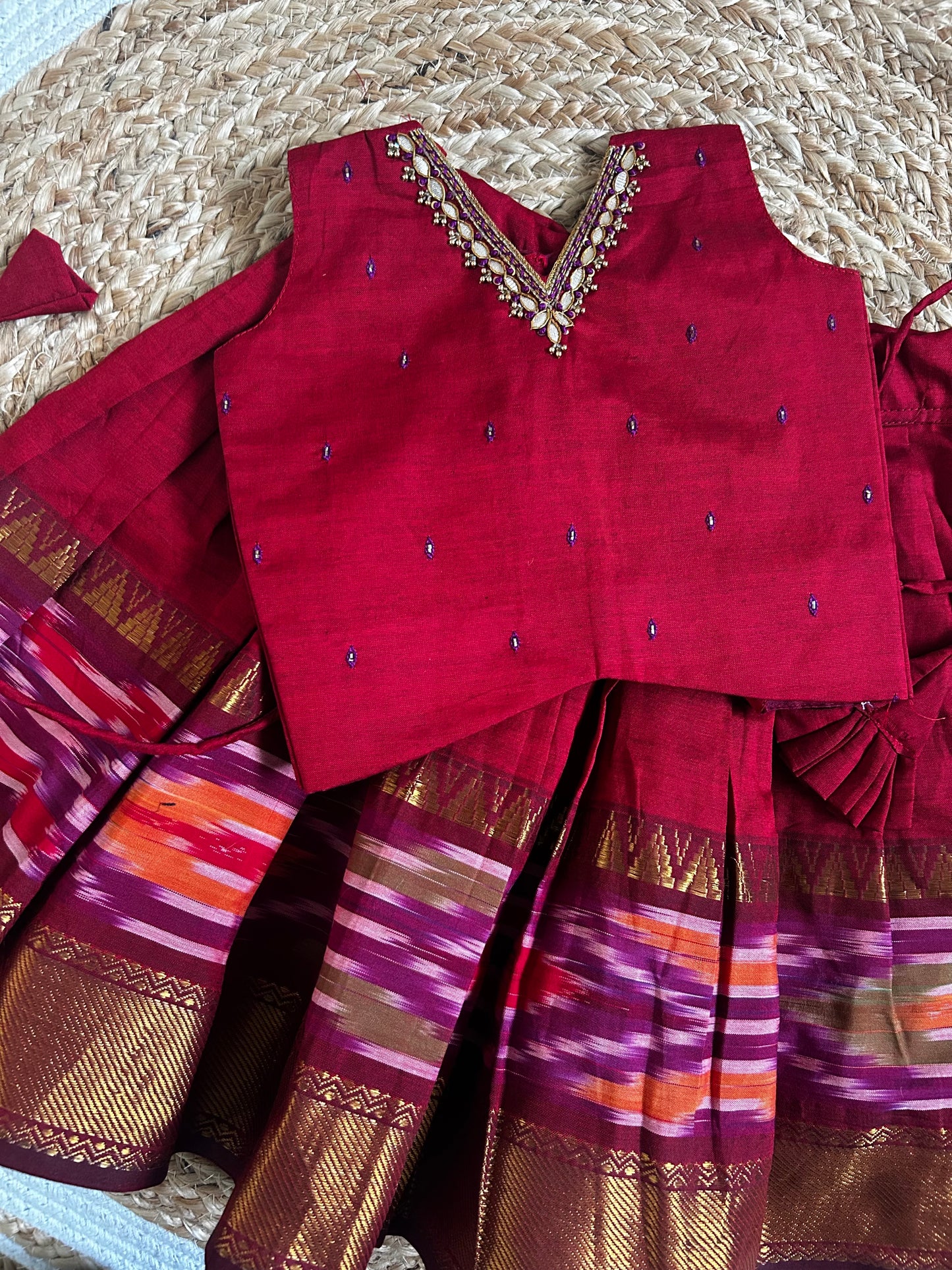 ಕೆಂಪು (Red) kanchi silk cotton sleeveless heritage langa blouse for baby girl