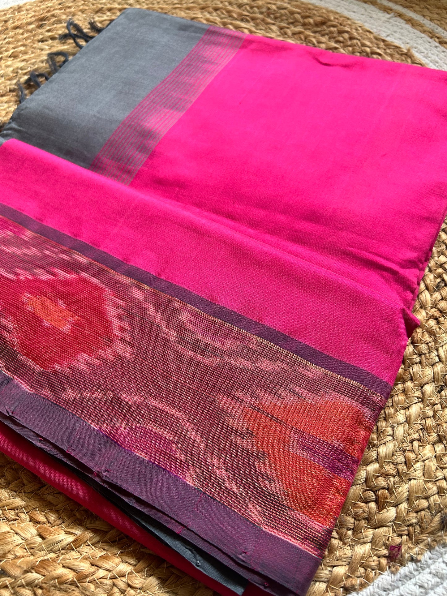 Anagha - Pure Cotton Pochampalli Border Handloom (Kai Magga) Saree