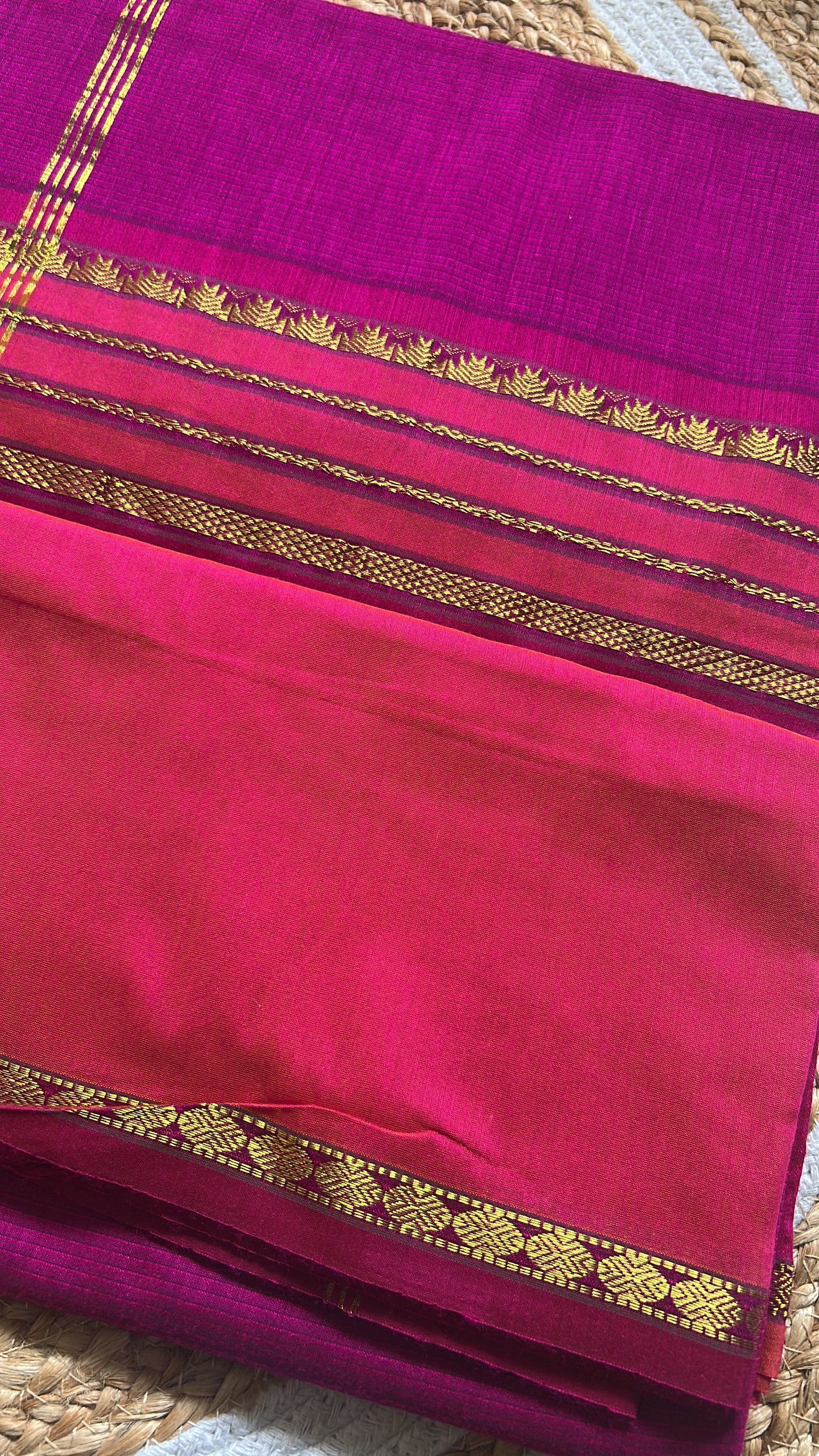 Magenta Pink Handloom Silk Cotton Saree with Gold Zari Leaf Border