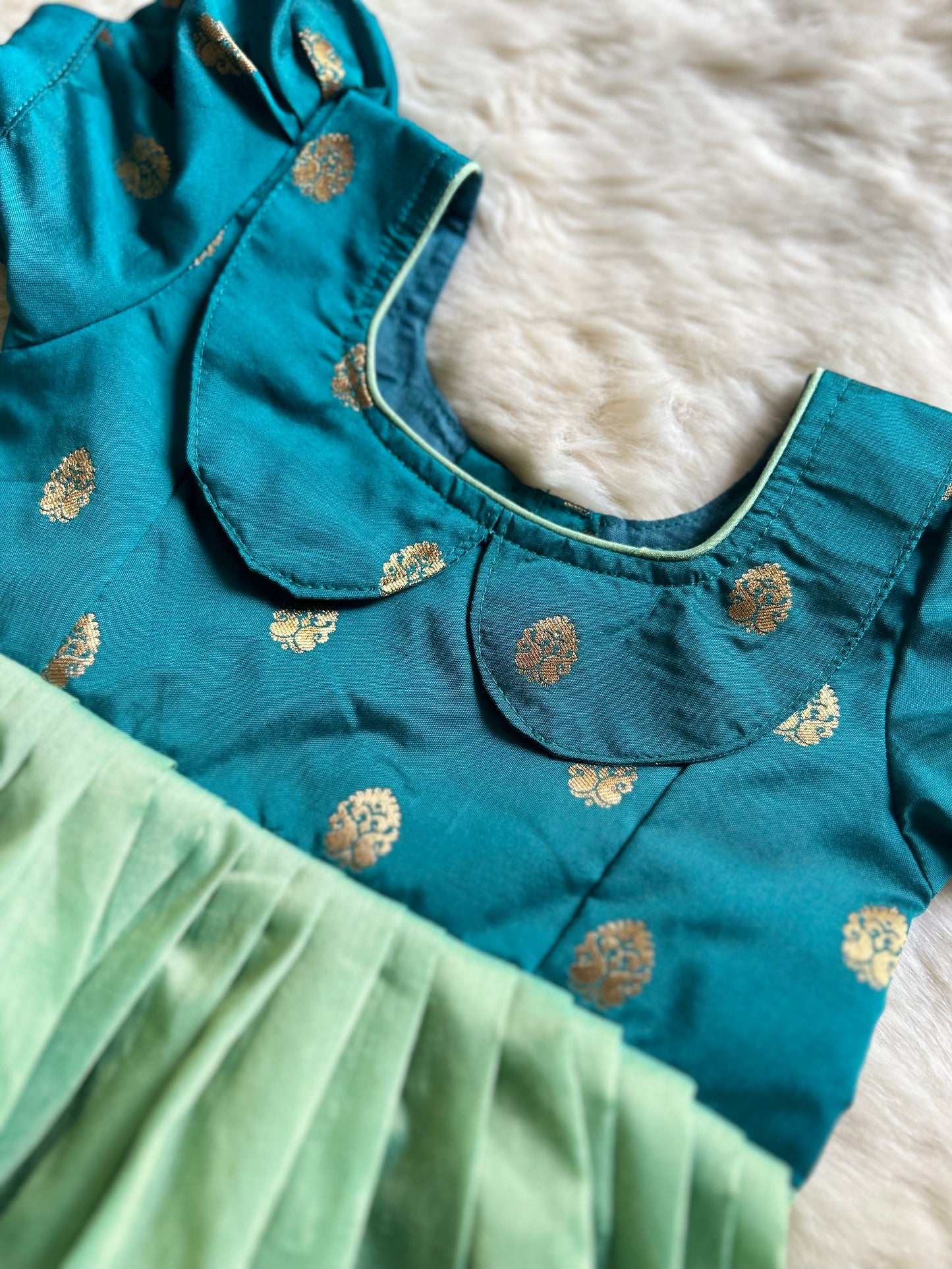 Rama Green Retro Style Zari Border Ethnic Dress – Traditional Dress for Baby Girl