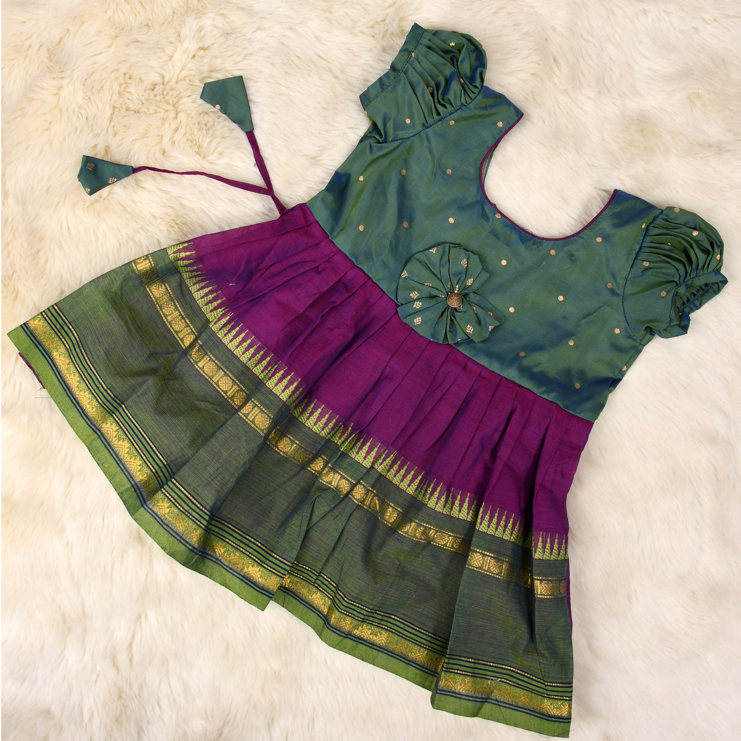 kids ethnic wear, pattu pavadai for kids, traditional dress for baby girl, ethnic wear for girls, pattu langa blouse designs for kids, baby lehenga, baby lehenga, 1st birthday dress for baby girl, baby langa blouse, lehenga choli for girls, indian dresses for girls, traditional dress for girls