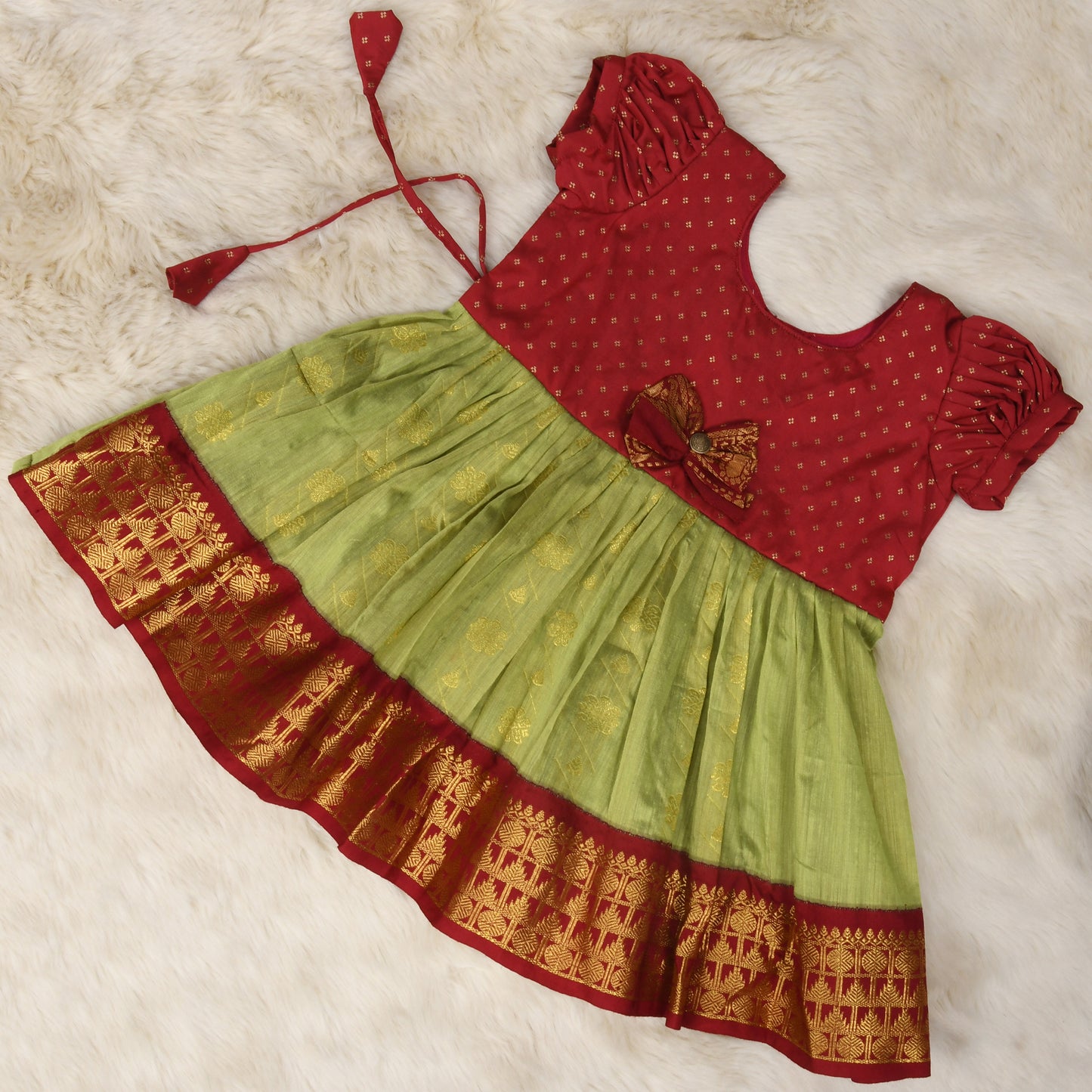 kids ethnic wear, pattu pavadai for kids, traditional dress for baby girl, ethnic wear for girls, pattu langa blouse designs for kids, baby lehenga, baby lehenga, 1st birthday dress for baby girl, baby langa blouse, lehenga choli for girls, indian dresses for girls, traditional dress for girls