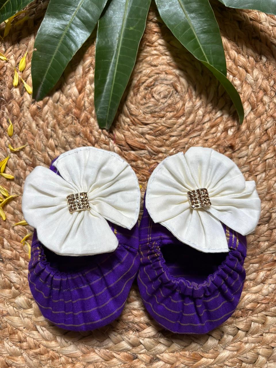 purple with white flower Shoes for baby