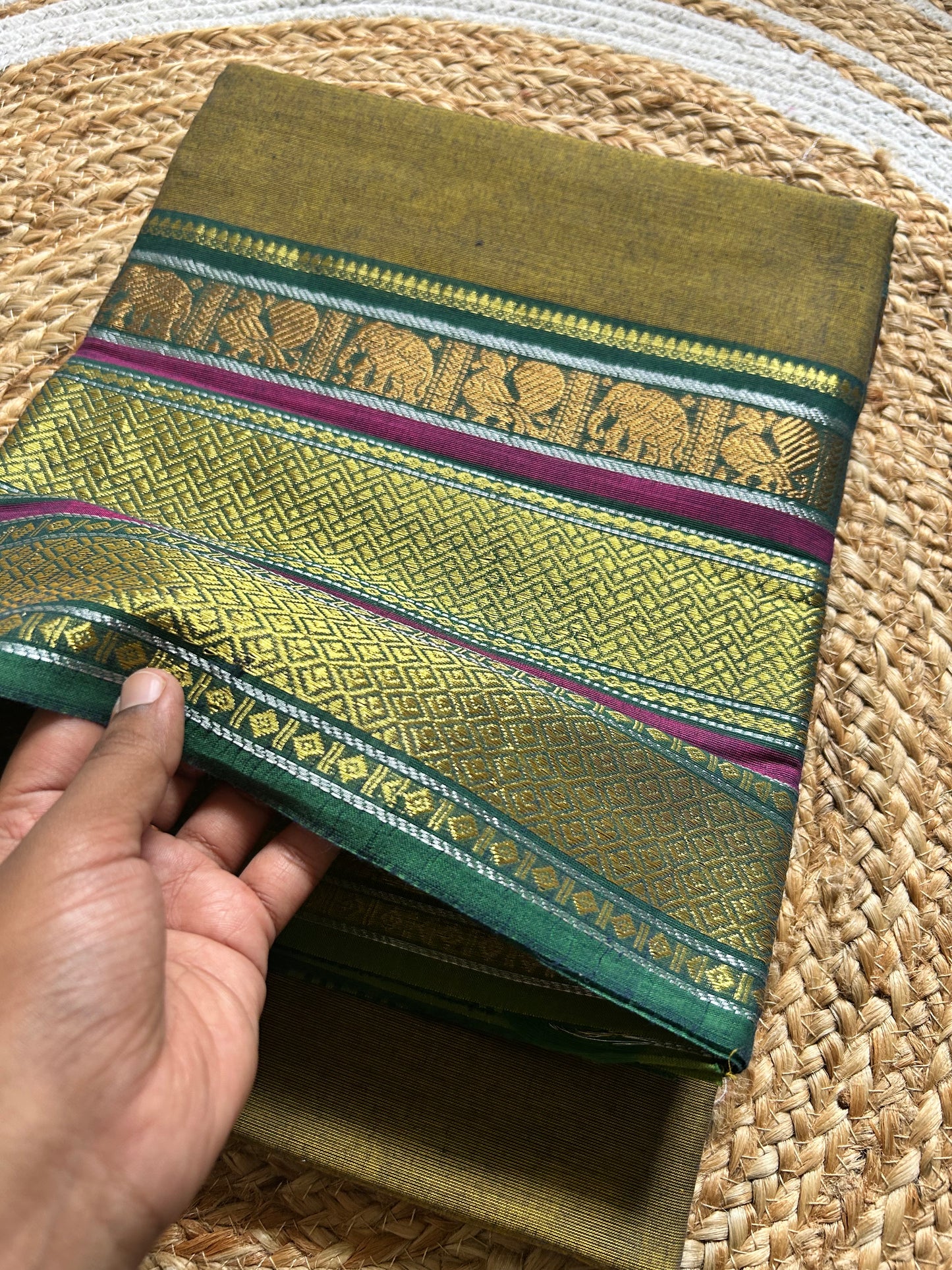 Gauri - Pure Kanchi Cotton Handloom ( Kai Magga) Saree