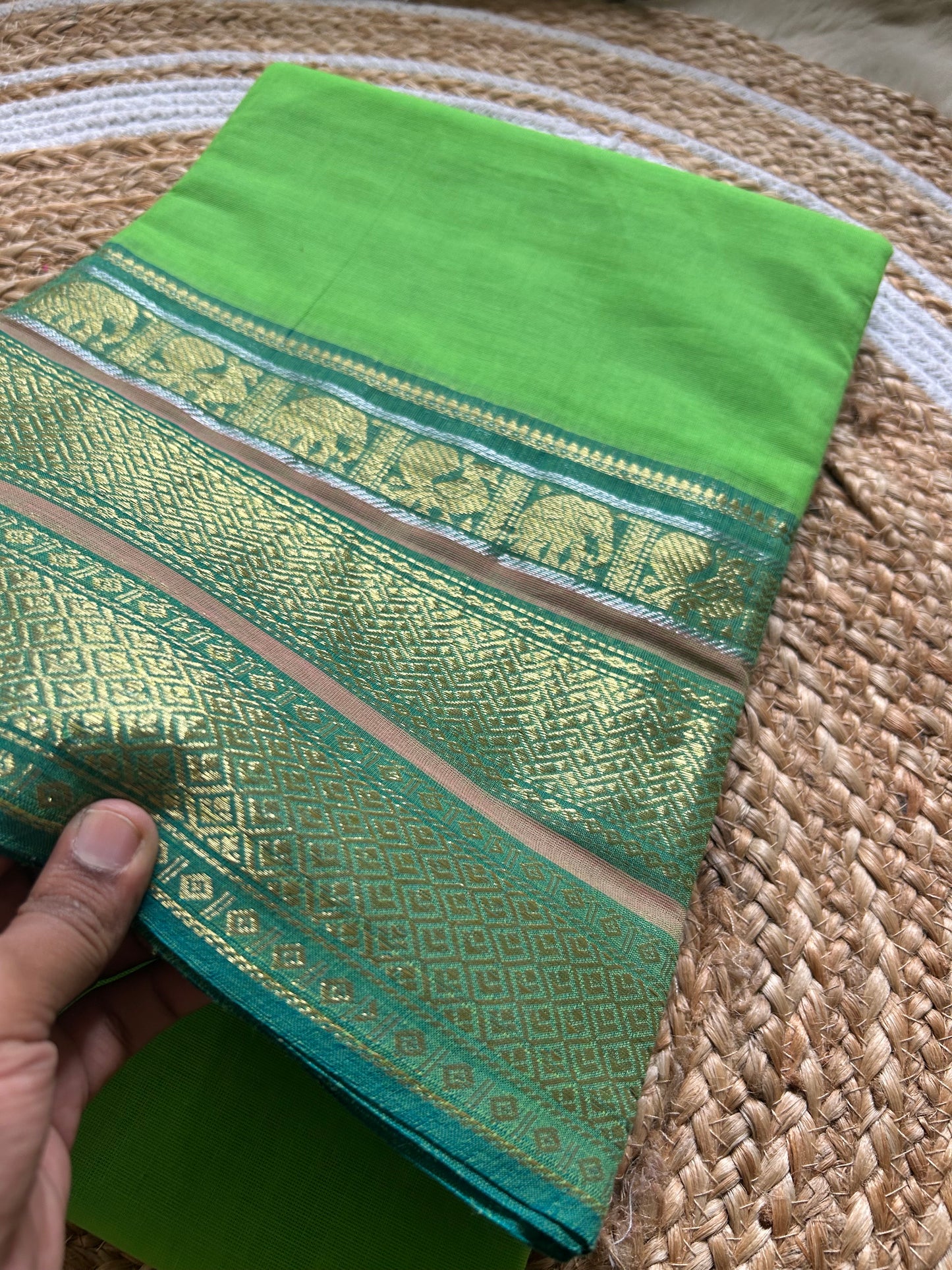 Bhuvaneshwari - Pure Kanchi Cotton Handloom ( Kai Magga) Saree