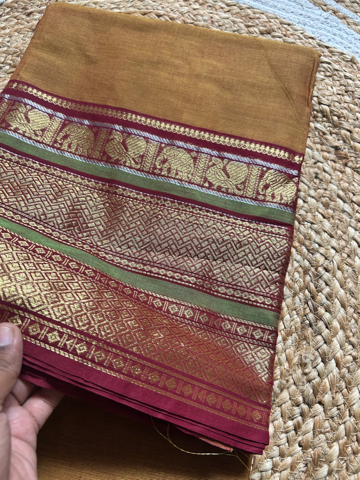 Vishalakshi - Pure Kanchi Cotton Handloom ( Kai Magga) Saree