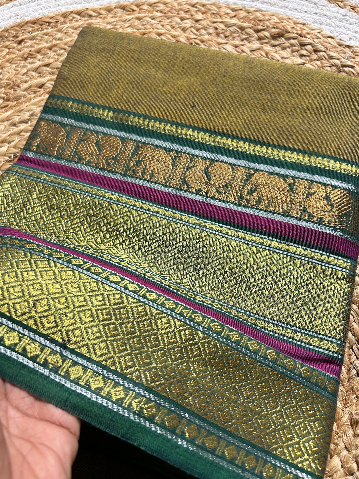 Gauri - Pure Kanchi Cotton Handloom ( Kai Magga) Saree