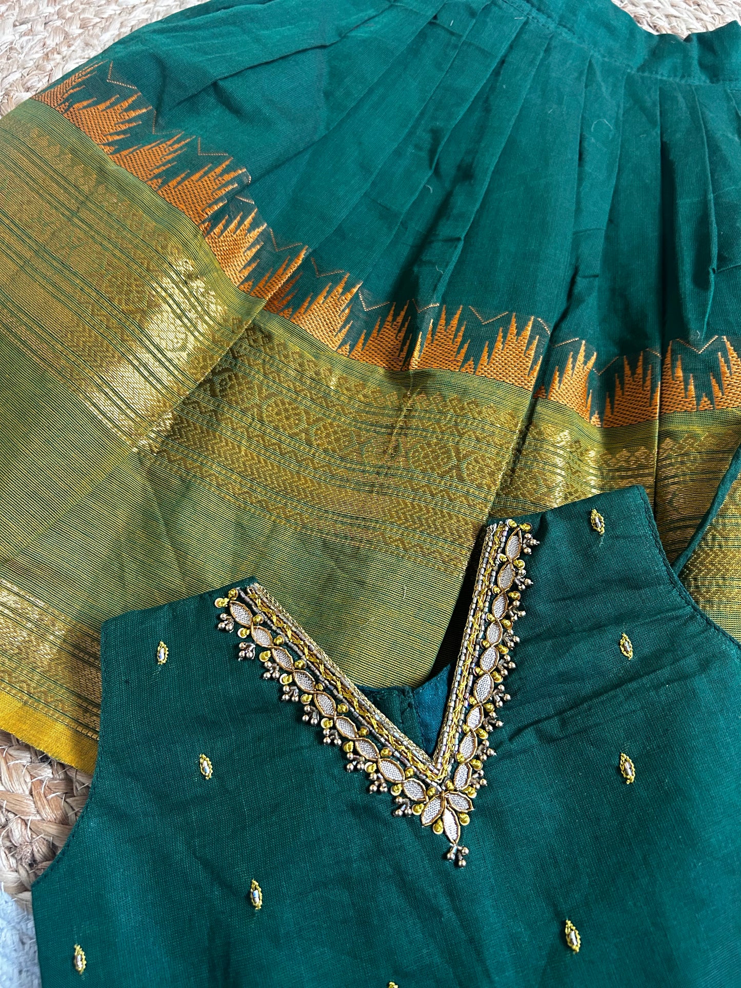 ಹಸಿರು (hasiru) kanchi silk cotton sleeveless heritage langa blouse for baby girl