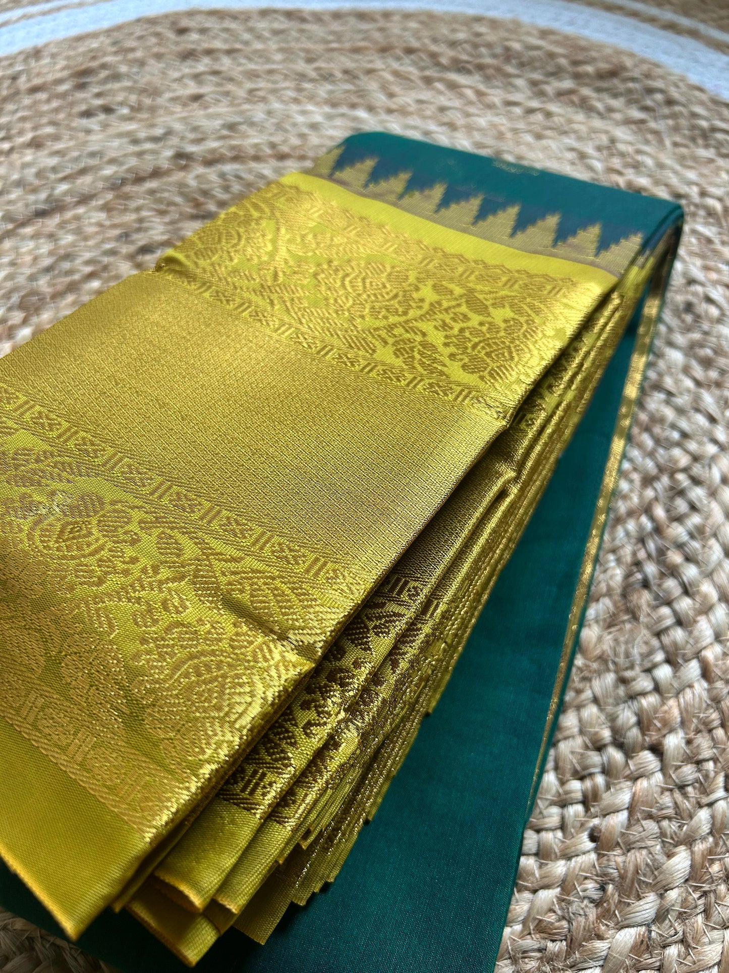 Sundari - Pure Kanchi Cotton Handloom ( Kai Magga) Saree