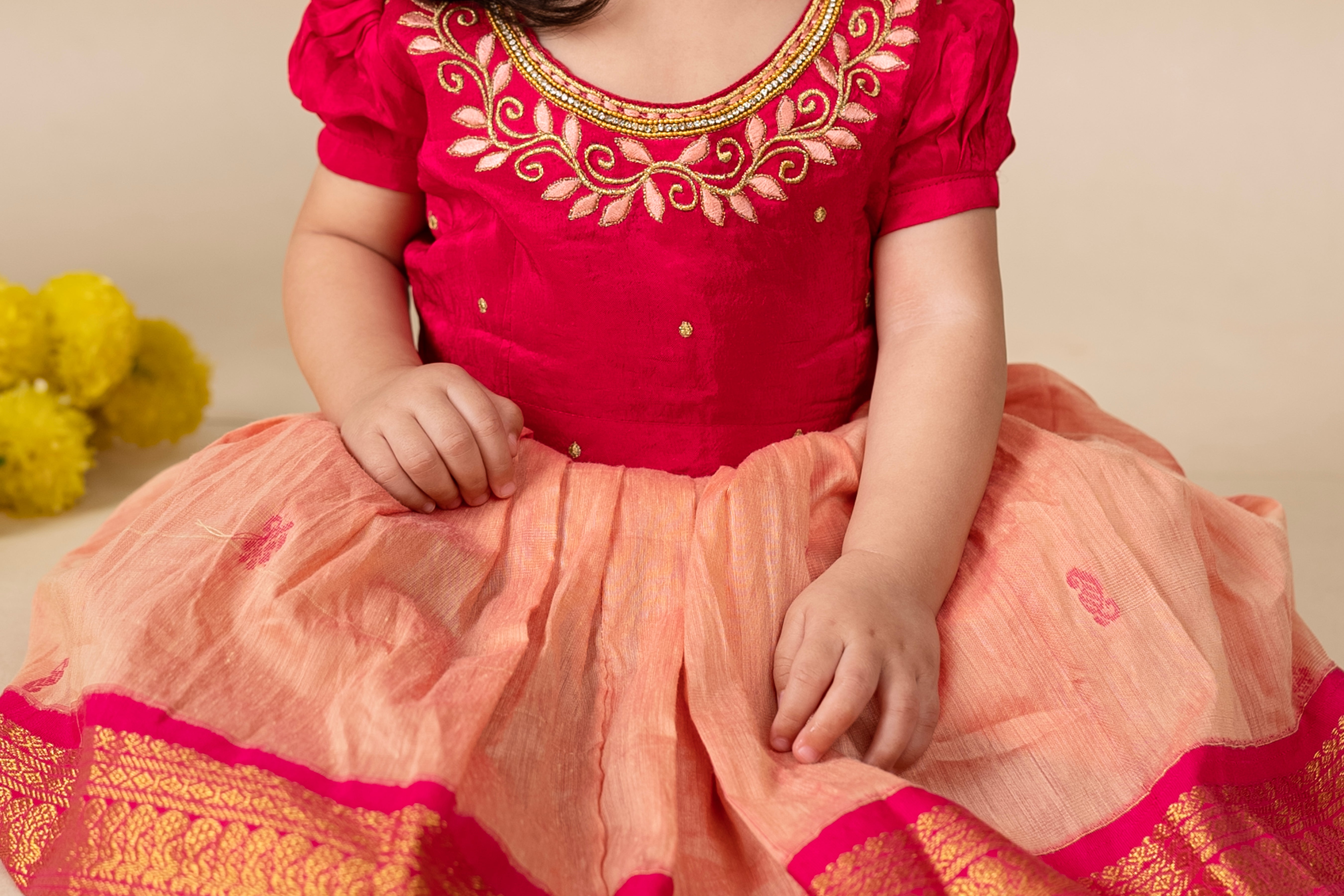 Picksparrow Kerala Kasavu Cotton Baby Girl ONAM Pattupavada/Lehenga  Choli/Full-Skirt Blouse Set (Colour - Off White and Golden) (0-3 Months) :  Amazon.in: Clothing & Accessories