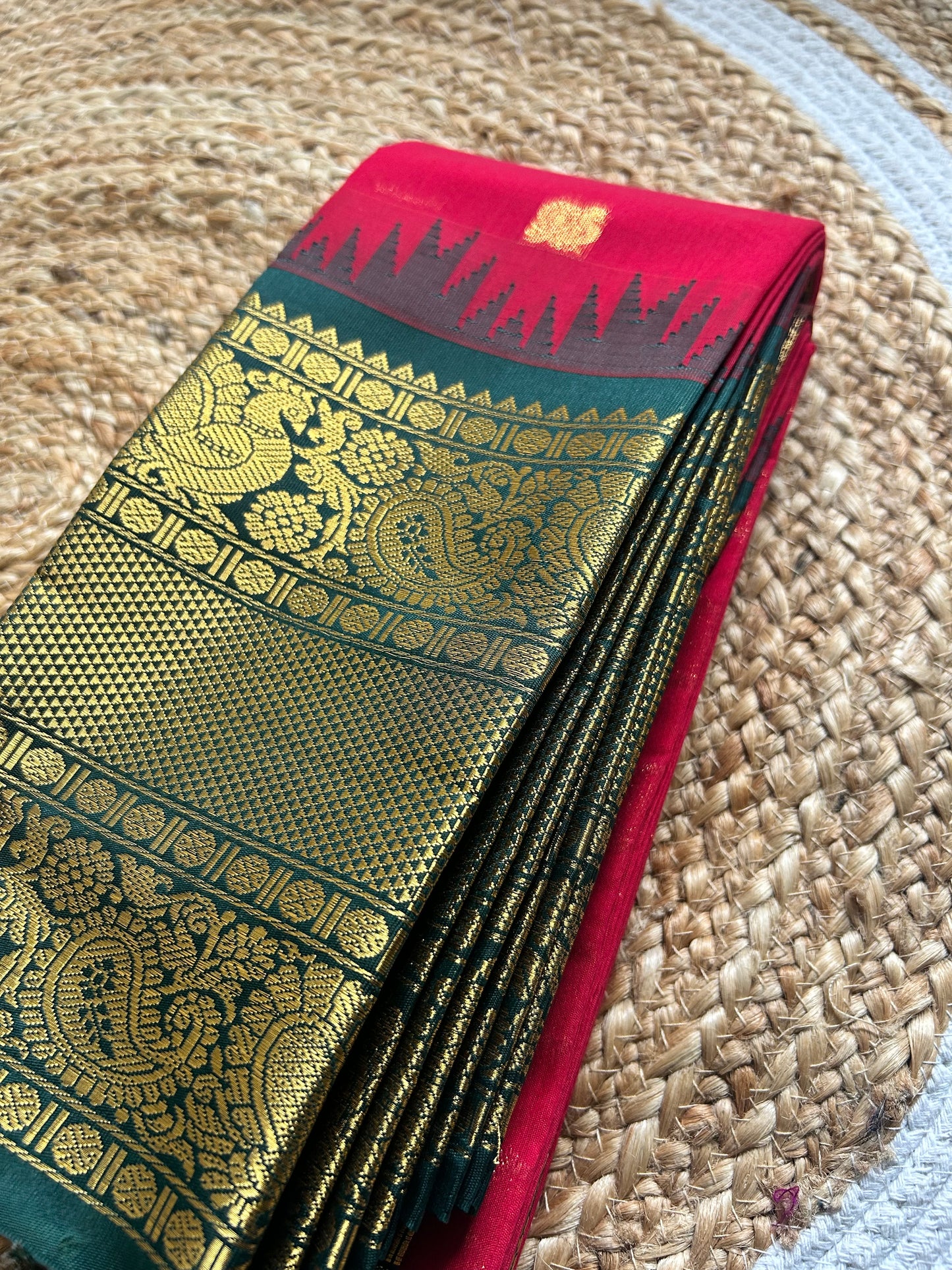 Chamunda- Pure Kanchi Cotton Handloom ( Kai Magga) Saree