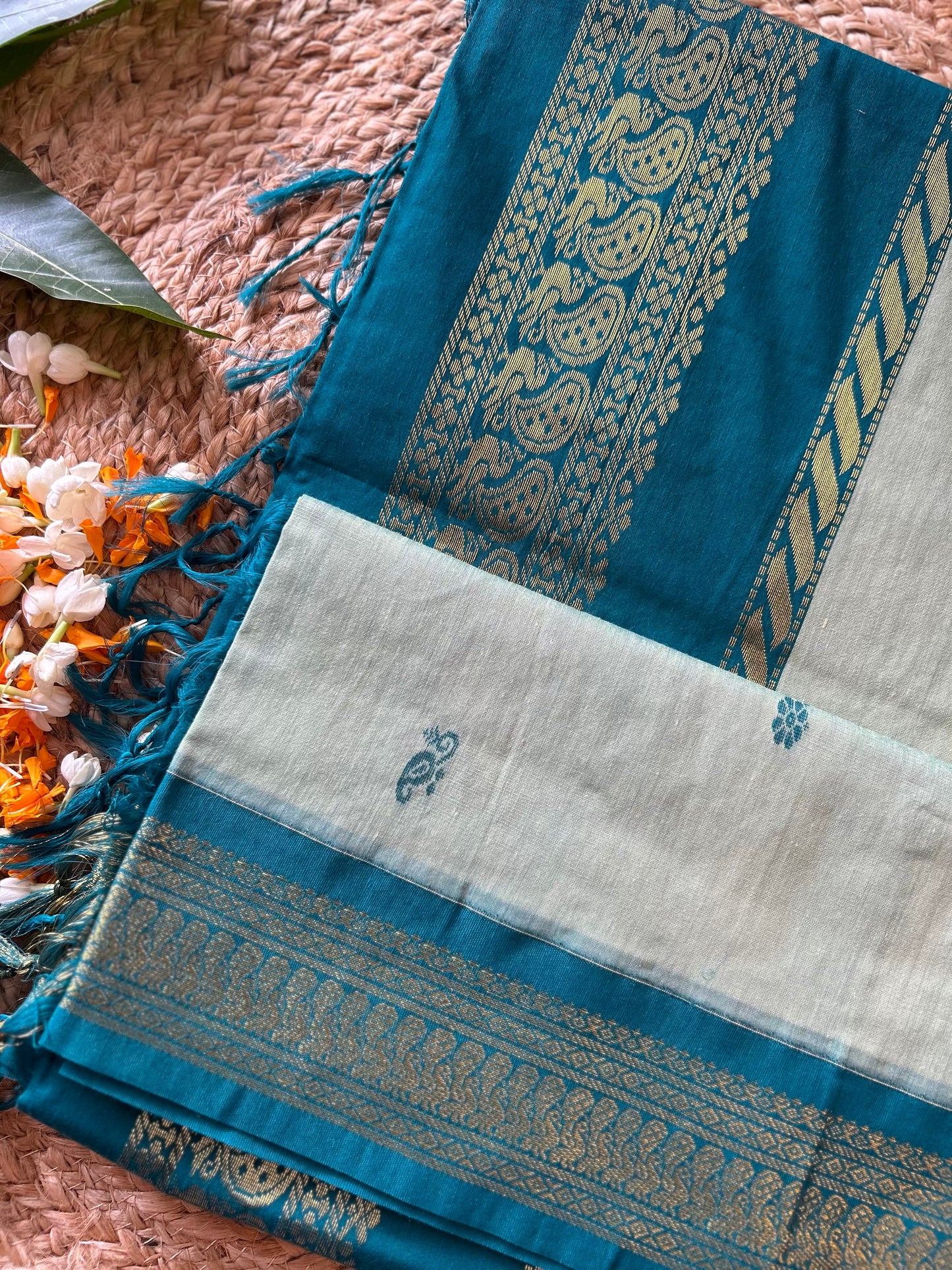 Rama Green - Premium Cotton Silk Saree with Contrast Blouse