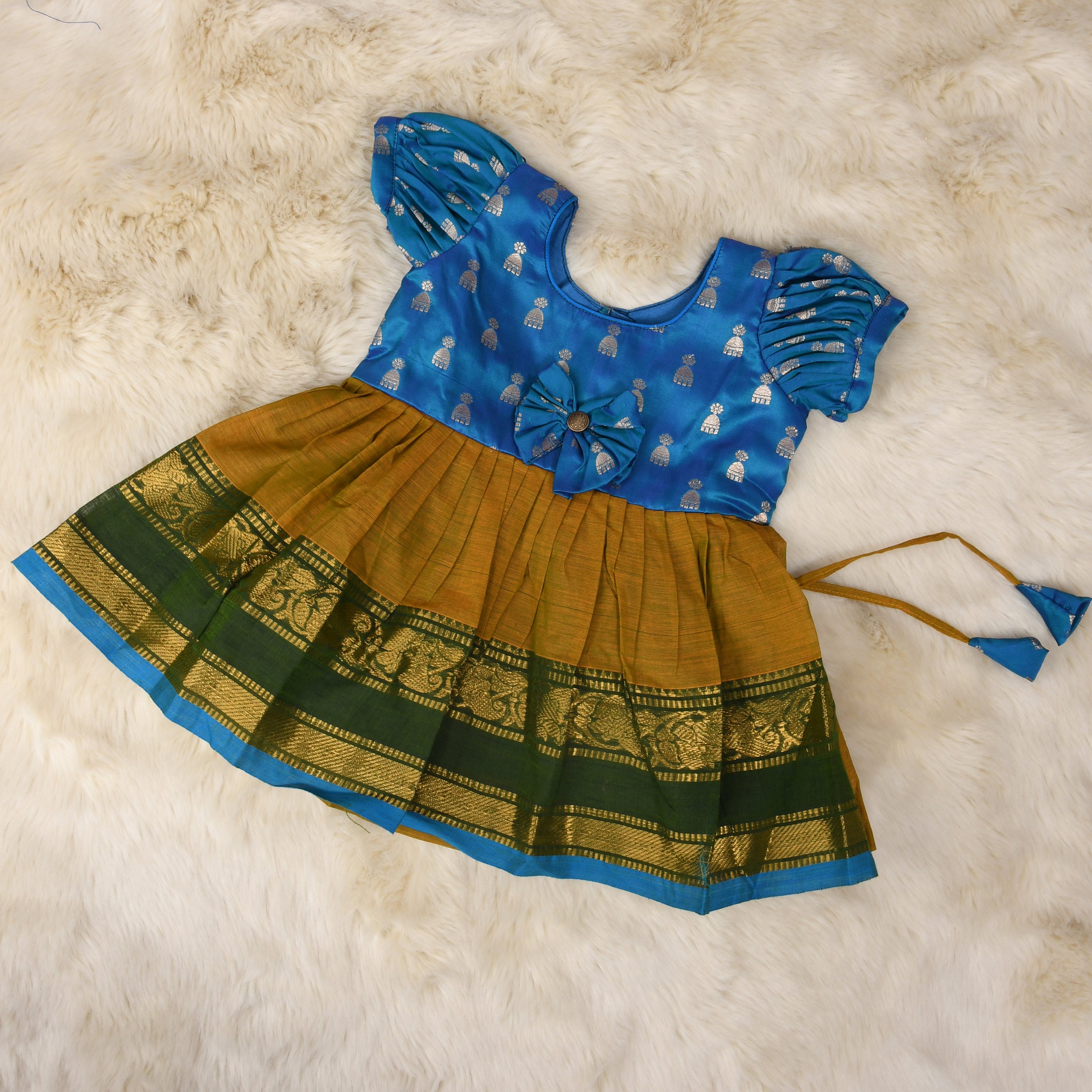 kids ethnic wear, pattu pavadai for kids, traditional dress for baby girl, ethnic wear for girls, pattu langa blouse designs for kids​, baby lehenga, baby lehenga, 1st birthday dress for baby girl​, baby langa blouse, lehenga choli for girls, indian dresses for girls, traditional dress for girls