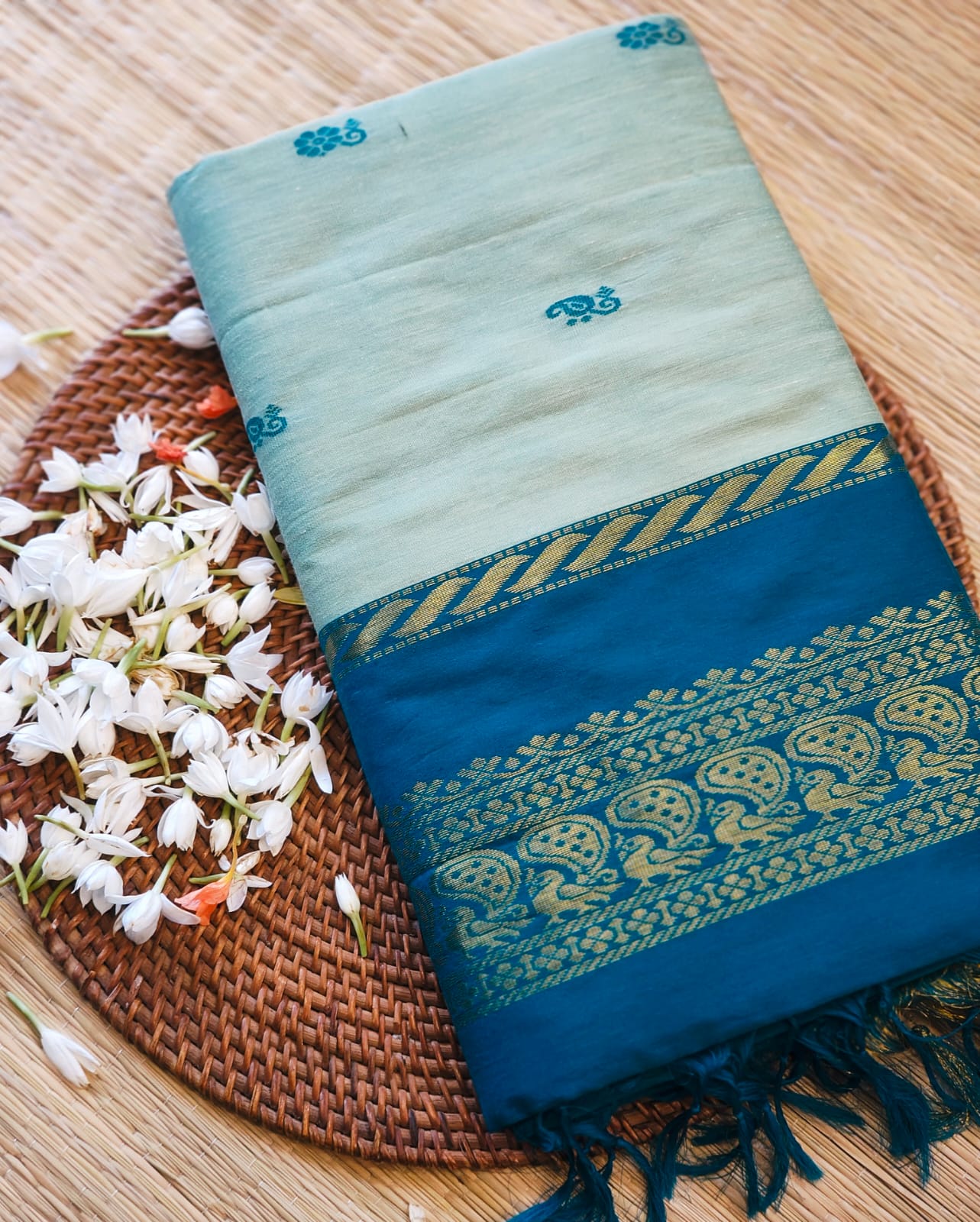 Rama Green - Premium Cotton Silk Saree with Contrast Blouse
