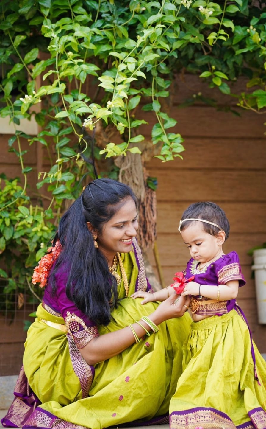 Green and wine - mom and daughter twinning set